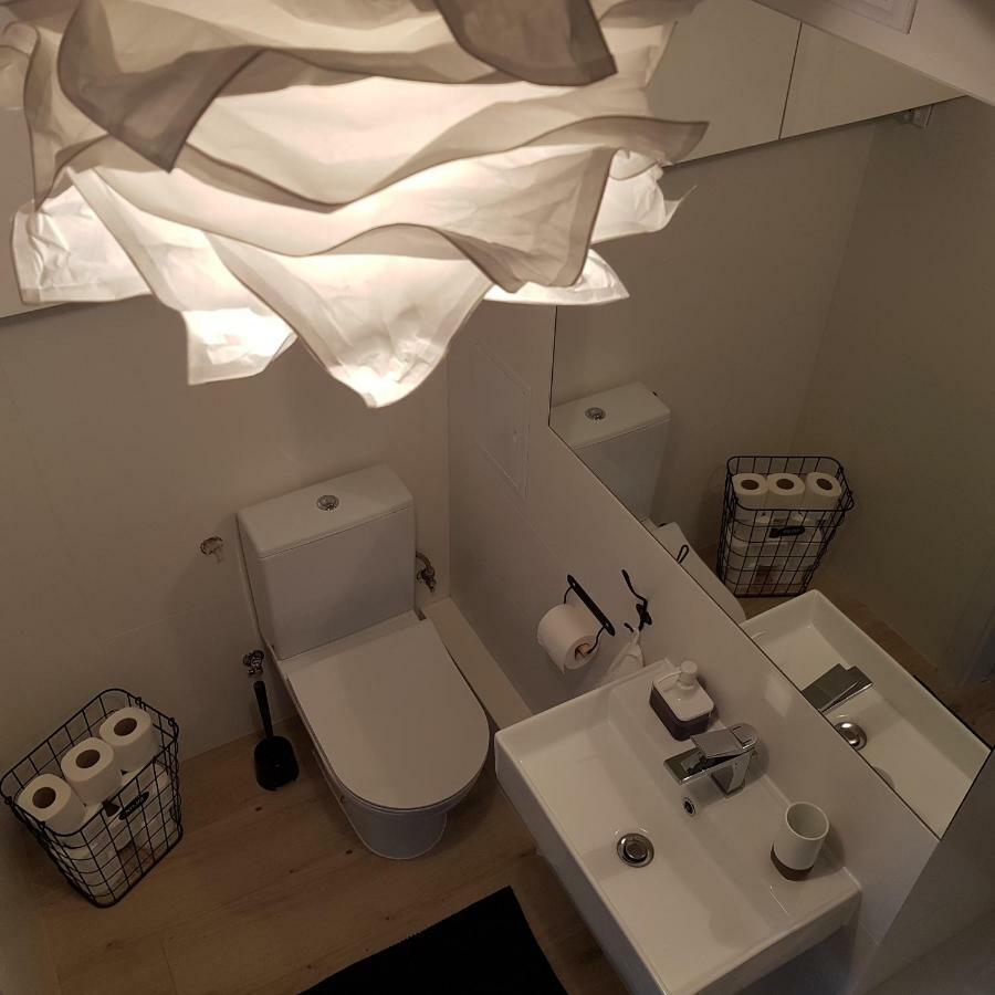 Black Rose Apartament Targi 3 Km, F-Ry Vat Kielce Buitenkant foto