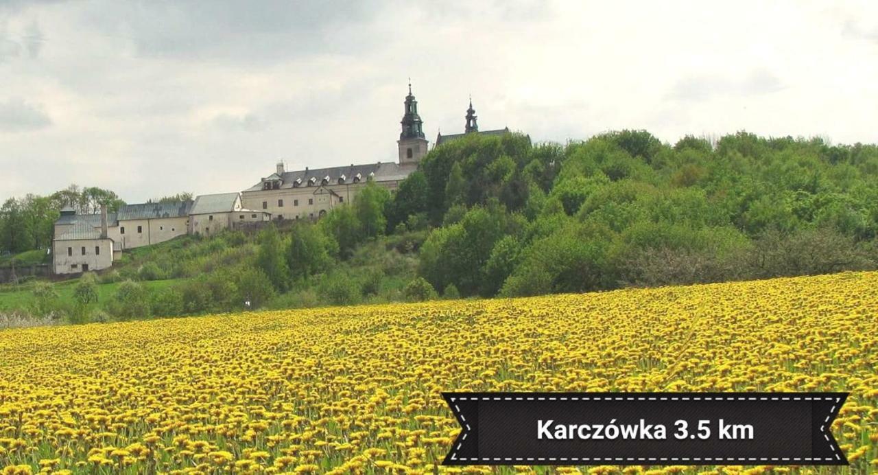 Black Rose Apartament Targi 3 Km, F-Ry Vat Kielce Buitenkant foto